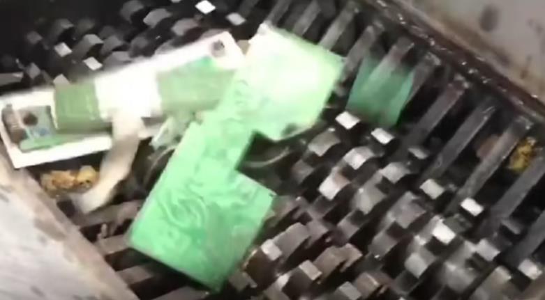 線路板破碎裂解生產線有效分離金屬